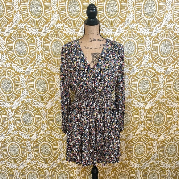 Rails Delaney Long Sleeve V-Neck Mini Dress in Dark Ditsy Floral Sz S - Picture 6 of 13